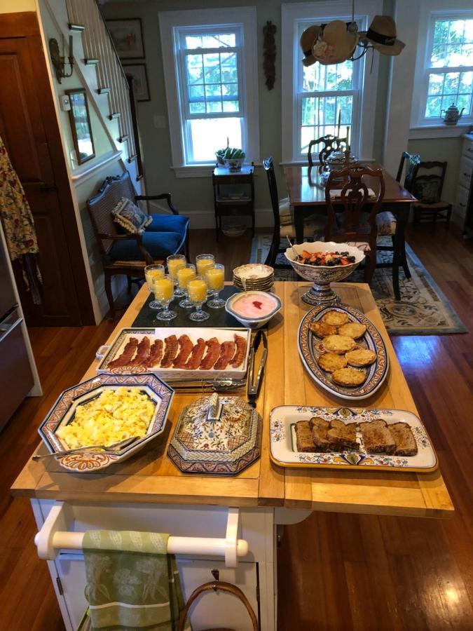 Silvershell Bed & Breakfast Marion